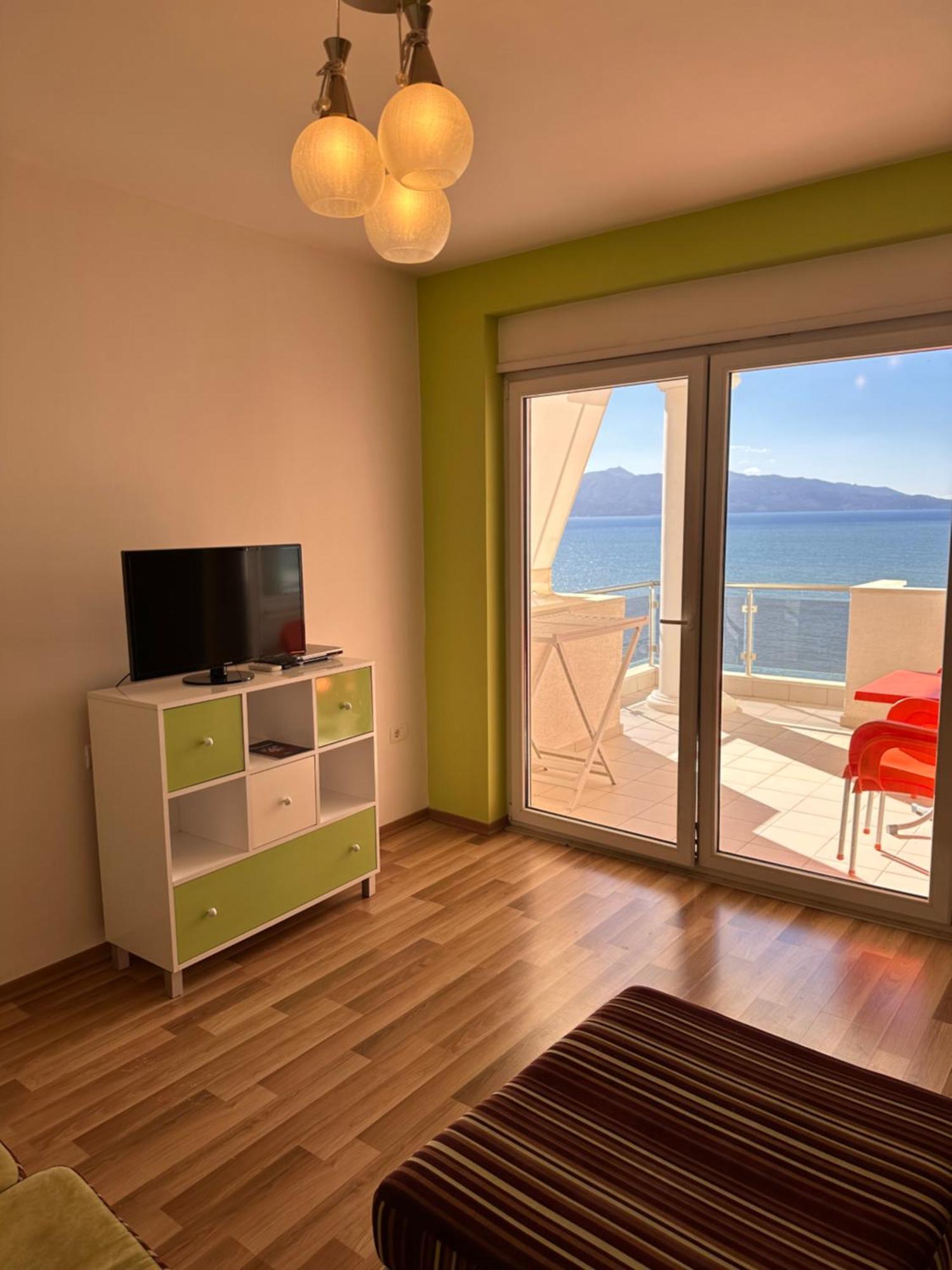 White Sea View Residence Sarandë Exteriér fotografie