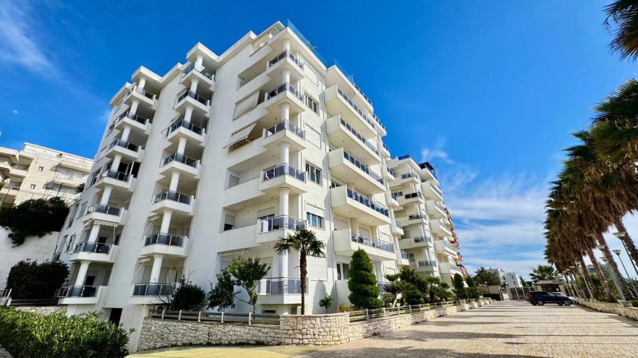 White Sea View Residence Sarandë Exteriér fotografie