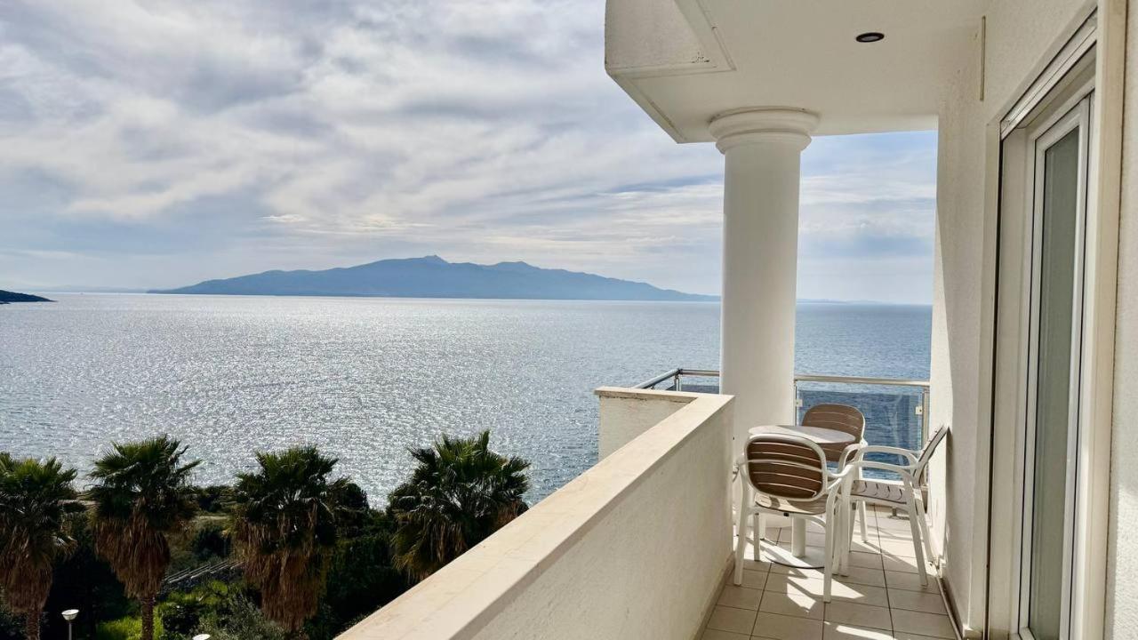White Sea View Residence Sarandë Exteriér fotografie